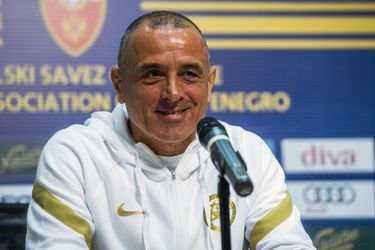 Tréner Francesco Calzona varuje pred najbližším súperom Slovenska: Sú nebezpeční