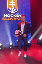 Michal Novák, najproduktívnejší obranca vlaňajšej sezóny SHL, vymenil Topoľčany za Levice
