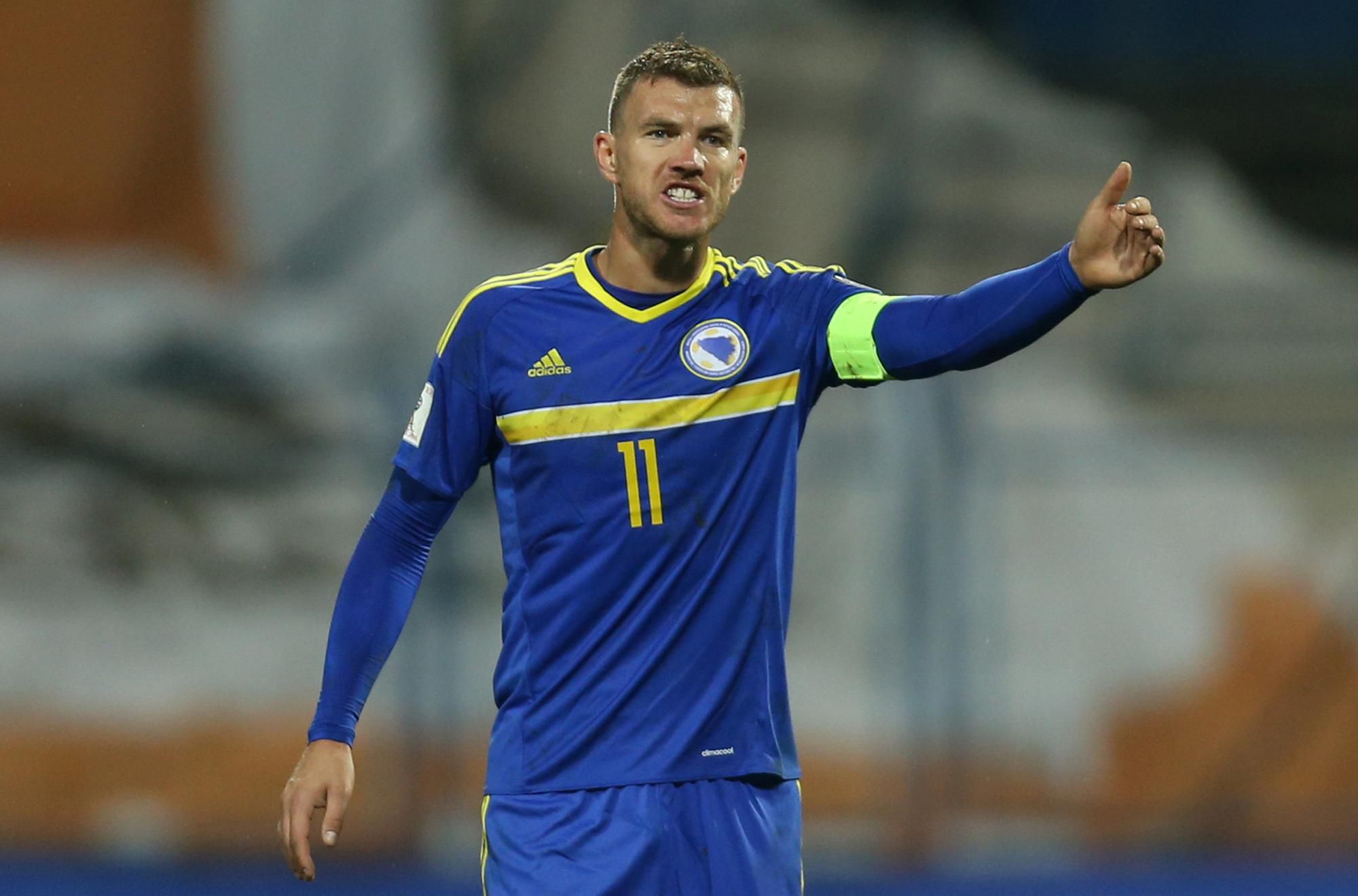 Proti odohraniu zápasu s Ruskom sa postavila aj hviezda Bosny a Hercegoviny, rekordér v počte štartov i gólov, Edin Džeko.