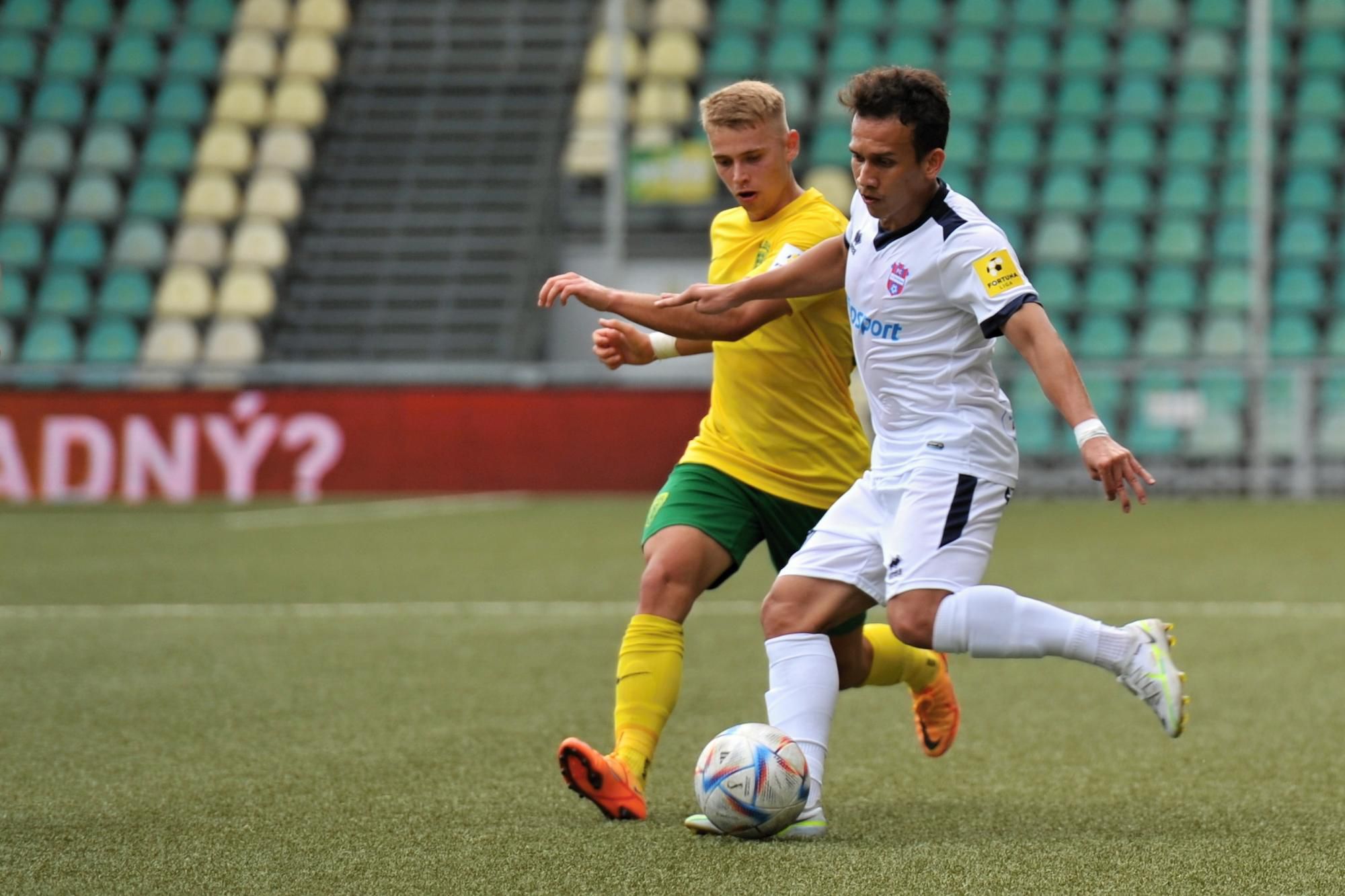 Egy Maulana Vikri v zápase Fortuna ligy proti Žiline.