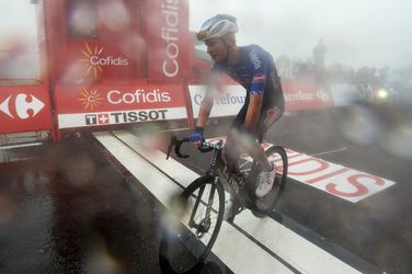 Vuelta: Jay Vine zvíťazil po geniálnom úniku, Evenepoel si udržal červený dres