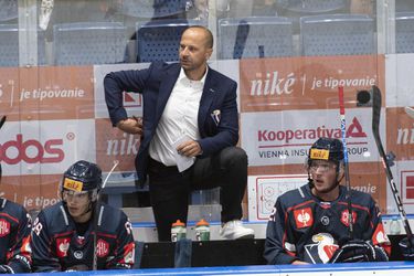 HLM: HC Slovan Bratislava dostal ďalšiu tvrdú lekciu a stratil šancu na postup