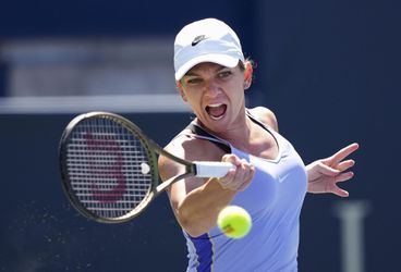 WTA Toronto: Simona Halepová uspela vo finále po trojsetovom boji