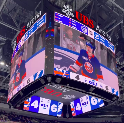 Posledné „standing ovations” pre Zdena Cháru ako hráča NHL.