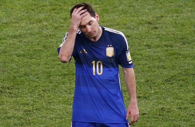 Lionel messi argentina chyta sa za hlavu vs nemecko finale ms2014 reuters