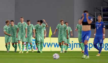 Pád slovenského futbalu v číslach. Lepšia je aj Burkina Faso
