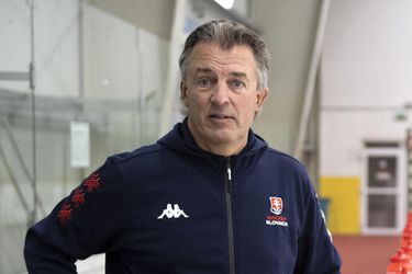 Tréner slovenských hokejistiek chce napodobniť Vancouver 2010