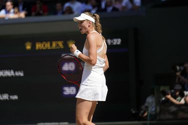 WTA Portorož: Bogdanová prekvapivo do semifinále. Rybakinová postúpila bez boja