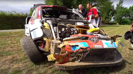 Hrozivo vyzerajúca nehoda lídra šampionátu WRC na Rely Belgicka
