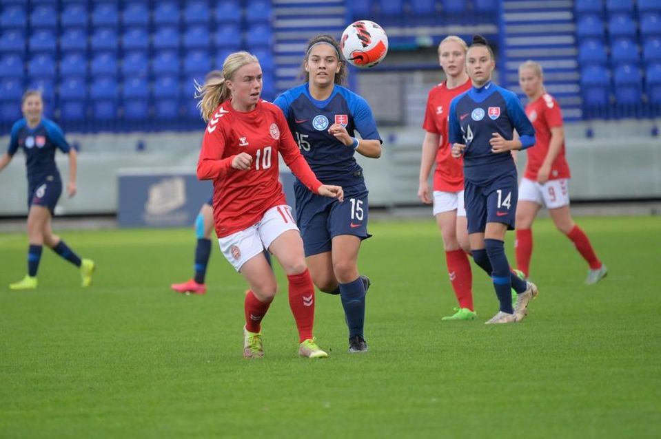Futbal ženy U19: Slovensko - Dánsko