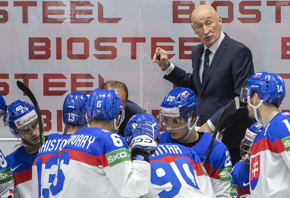 MS v hokeji 2022: Švajčiarsko - Slovensko (tréner Craig Ramsay na striedačke Slovenska)