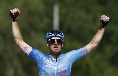 Tour de France 2022: Peter Sagan dnes zaostal za najlepšími, hrdinom etapy kanadský cyklista