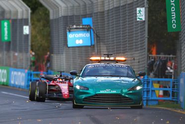 Bezpečnostné vozidlo je pomalé, sťažovali sa jazdci počas VC Austrálie. FIA kritiku odmieta