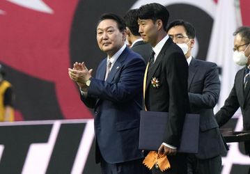 Son Heung-minovi sa dostalo vo vlasti veľkej pocty, prezident mu udelil najvyššie športové vyznamenanie