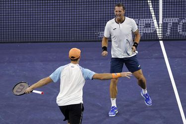 Wimbledon: Polášek s Peersom postúpili do osemfinále štvorhry
