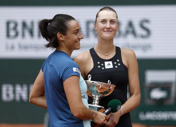 Roland Garros: Domáce Francúzsky Mladenovičová s Garciovou víťazkami ženskej štvorhry