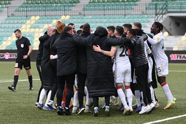 Slovnaft Cup: Spartak vykročil do finále, Senica mu smolne darovala gól