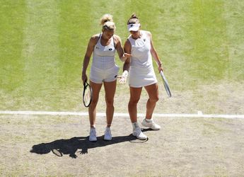 Wimbledon: Ďalší titul majú na dosah. Krejčíková so Siniakovou poľahky postúpili do finále