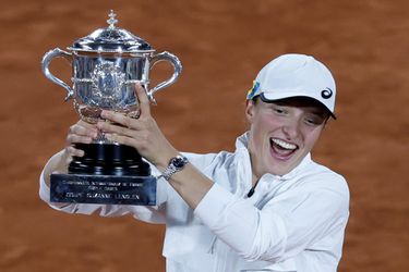 Roland Garros: Svetové média velebia Swiatekovú po triumfe: Veľká patrónka a kráľovná Paríža