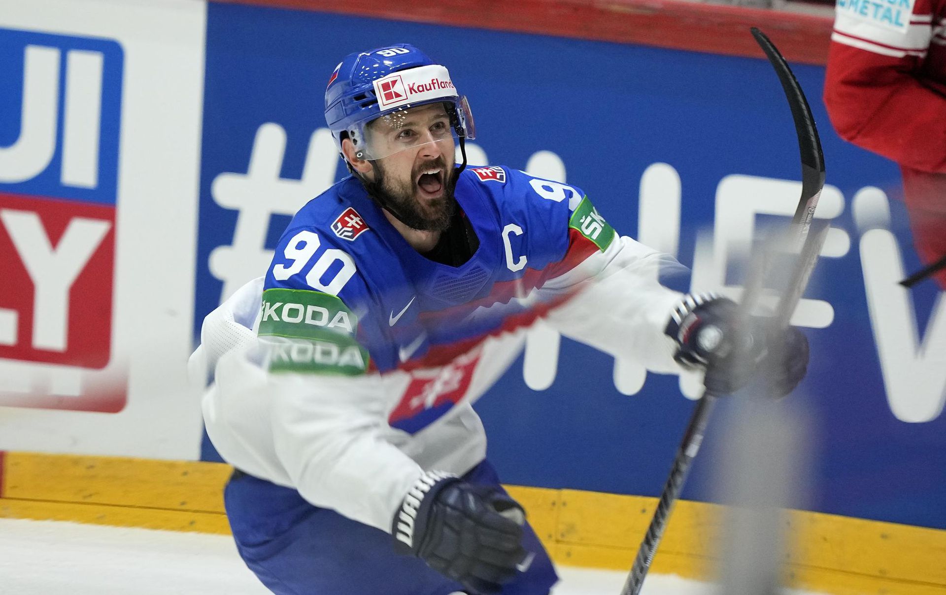 MS v hokeji 2022: Slovensko - Dánsko (Tomáš Tatar oslavuje druhý gól) Zdroj: SITA