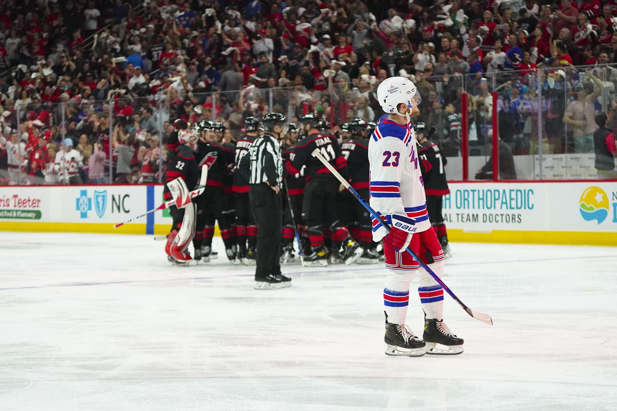 Carolina Hurricanes - New York Rangers