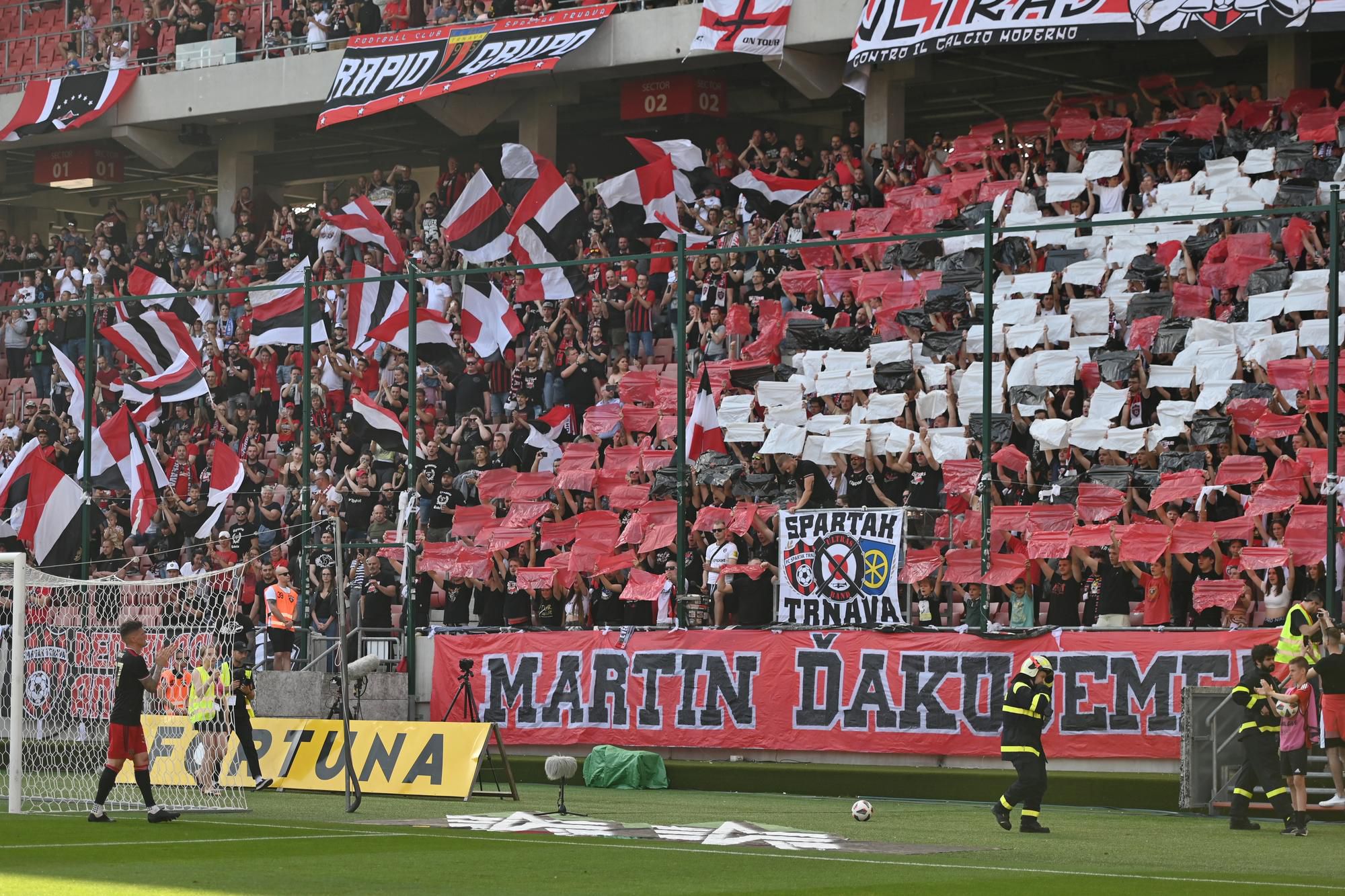 Martin Škrtel sa lúči v drese FC Spartak Trnava s kariérou