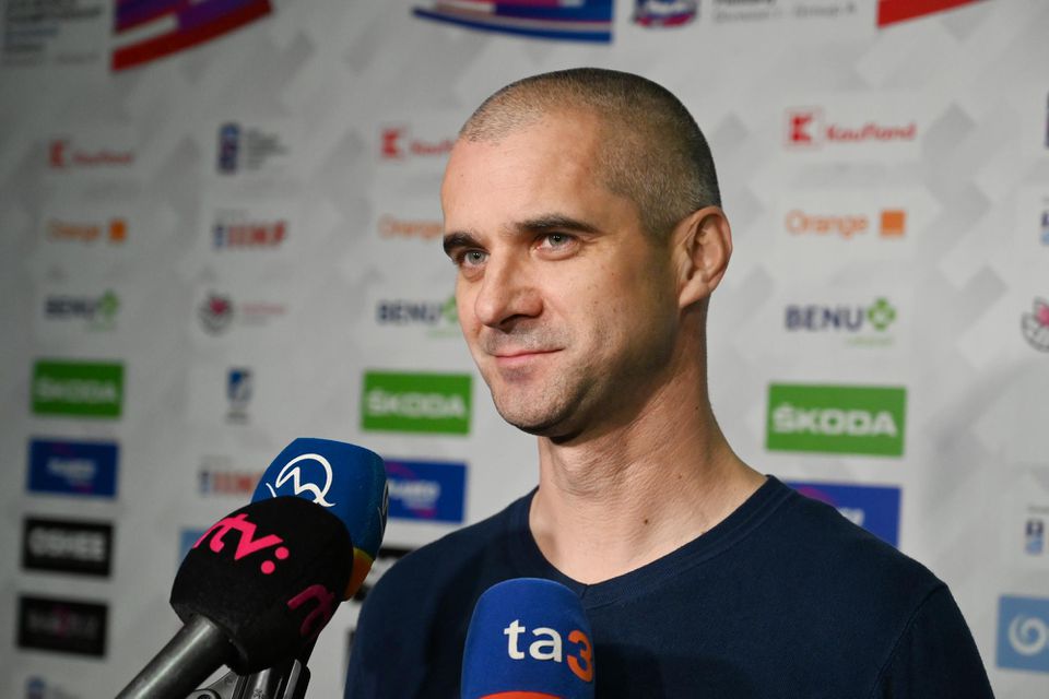 Tréner slovenskej hokejovej reprezentácie do 18 rokov Ivan Feneš.