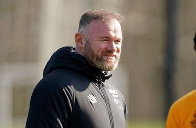 Wayne Rooney sa rozhodol dobrovoľne skončiť na lavičke Derby County