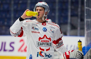 Americký hokejista po jednej sezóne na Slovensku ukončil kariéru. Má len 26 rokov