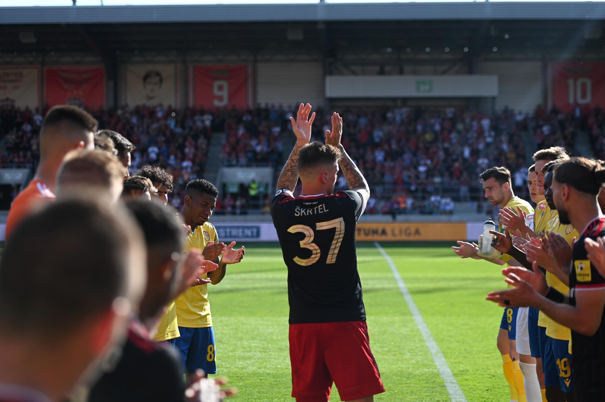 Martin Škrtel sa lúči v drese FC Spartak Trnava s kariérou