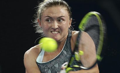 WTA Budapešt: Alexandra Sasnovičová zdolala domácu Fanny Stollarovú v 1. kole