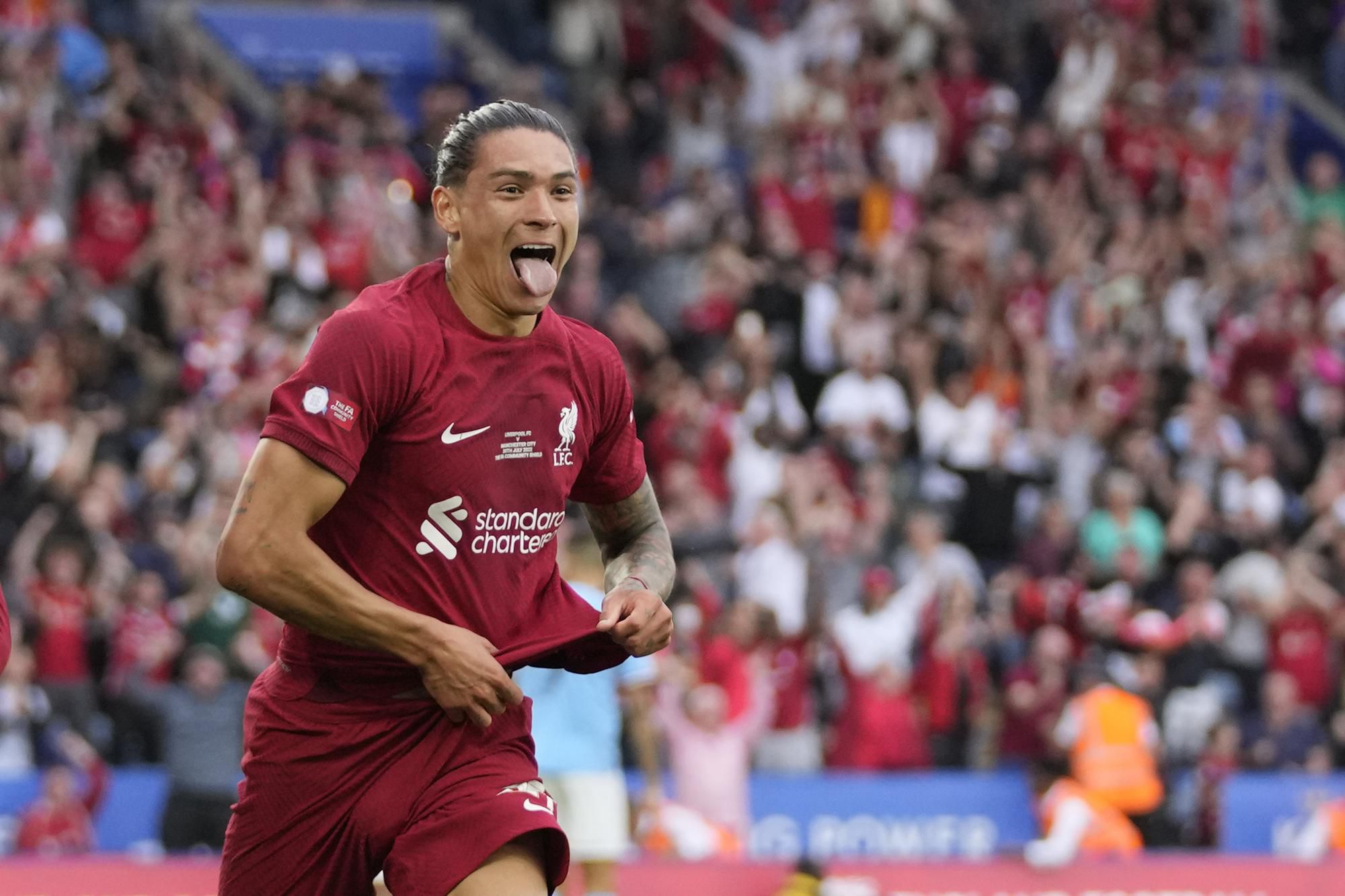 Darwin Nunez oslavuje premiérový gól v drese Liverpoolu