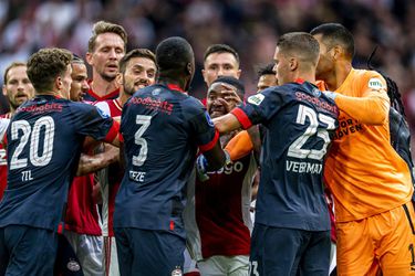 Šialený zápas v Amsterdame. PSV Eindhoven získal Superpohár po osemgólovom predstavení