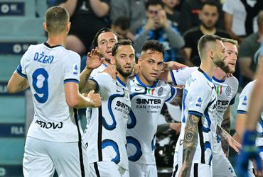 Inter zostal v hre o titul do posledného kola, Lobotka strelil prvý gól za Neapol