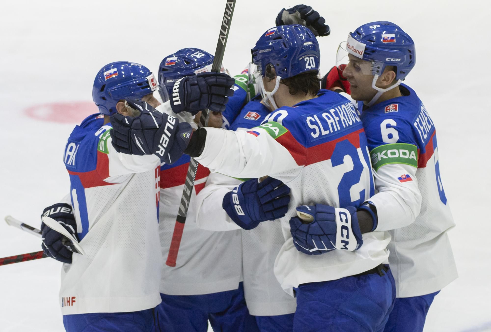 MS v hokeji 2022: Švajčiarsko - Slovensko (gólová radosť slovenských hokejistov)