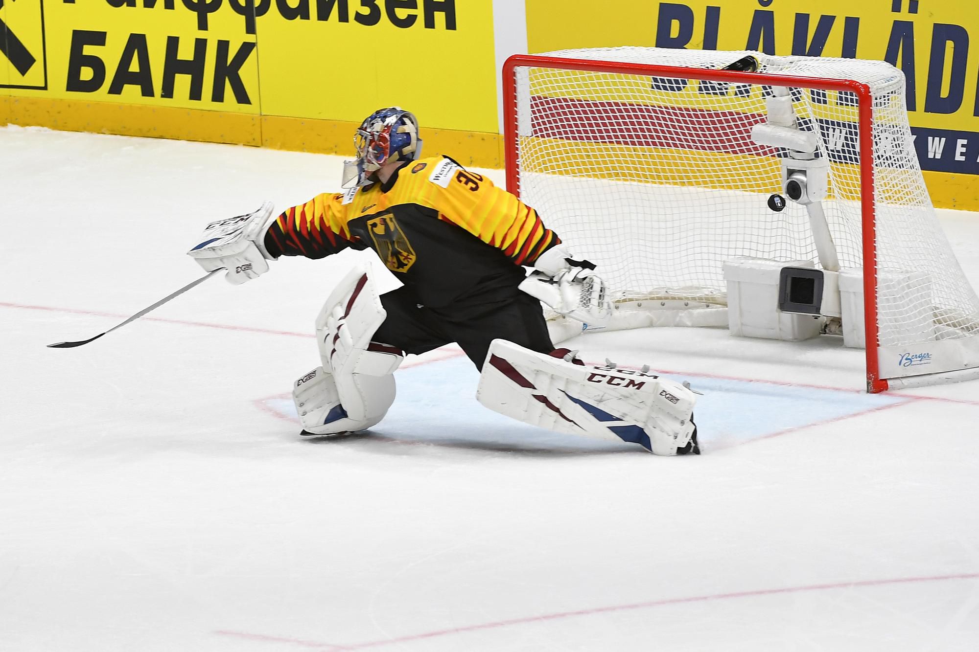 Philipp Grubauer