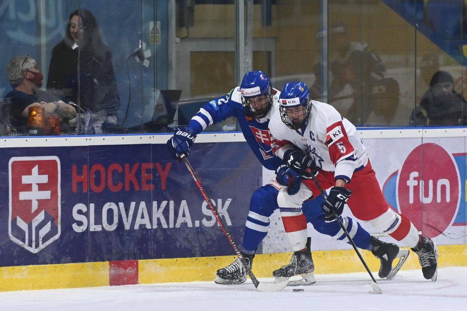Hokej: Slovensko „18“ - Česko „18“