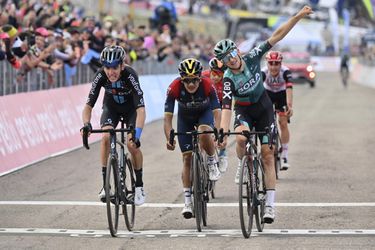 Giro d´Italia: Austrálčan Hindley zvíťazil v špurte horskej etapy