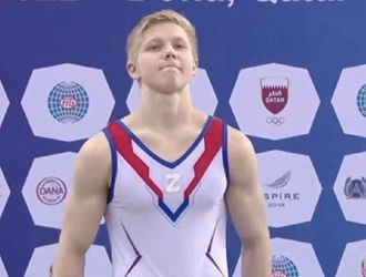 Ruský gymnasta sa odvolal voči dištancu. Tvrdí, že súťaží „za mier“