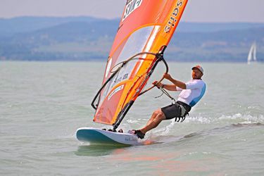 Windsurfing-MS: Pollák suverénne získal na Balatone titul majstra sveta