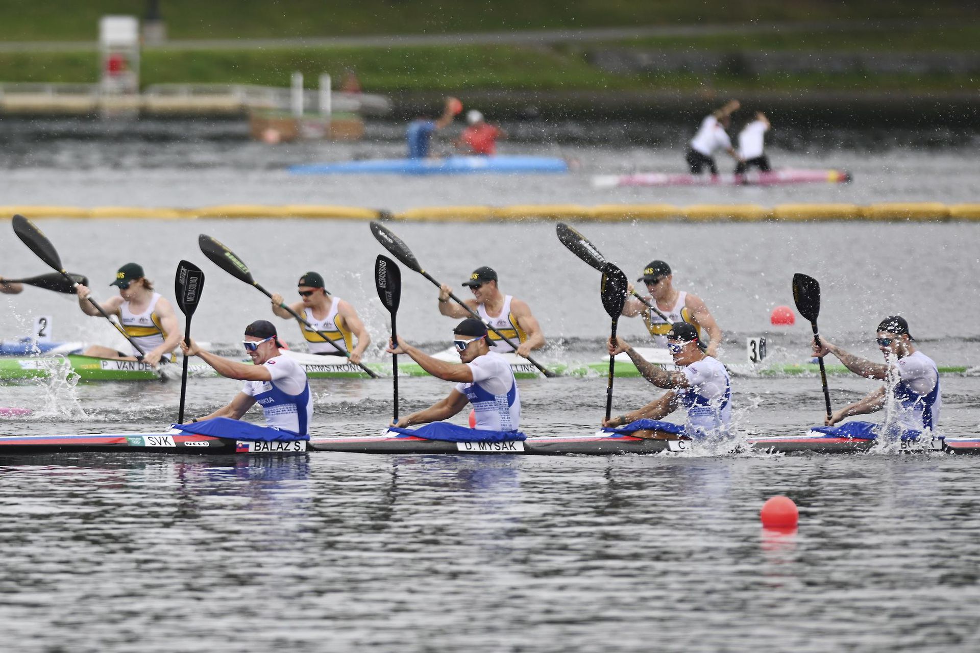 Slovenský štvorkajak v zložení Samuel Baláž, Denis Myšák, Csaba Zalka, Adam Botek Zdroj: SITA