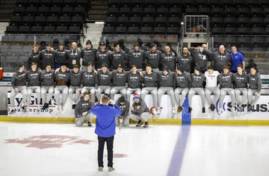 MS v hokeji U20: Slováci ukázali silu kolektívu. Spoločne sa lúčili s turnajom