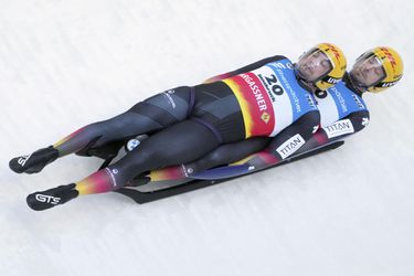 Sánkovanie-SP: Vo Winterbergu triumfovali Wendl s Arltom, Vaverčák so Zmijom na 14. mieste