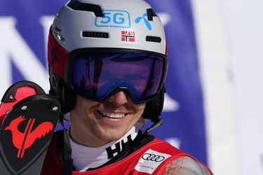Svetový pohár: Víťazné double pre Kristoffersena, Nór vyhral aj nedeľný slalom v Ga-Pa