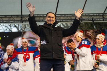 Miroslav Šatan sa prihovoril fanúšikom na námestí: Všetci si z chlapcov berte príklad