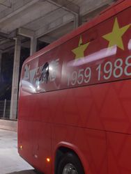 Autobus brazílskeho futbalového tímu sa stal terčom bombového útoku