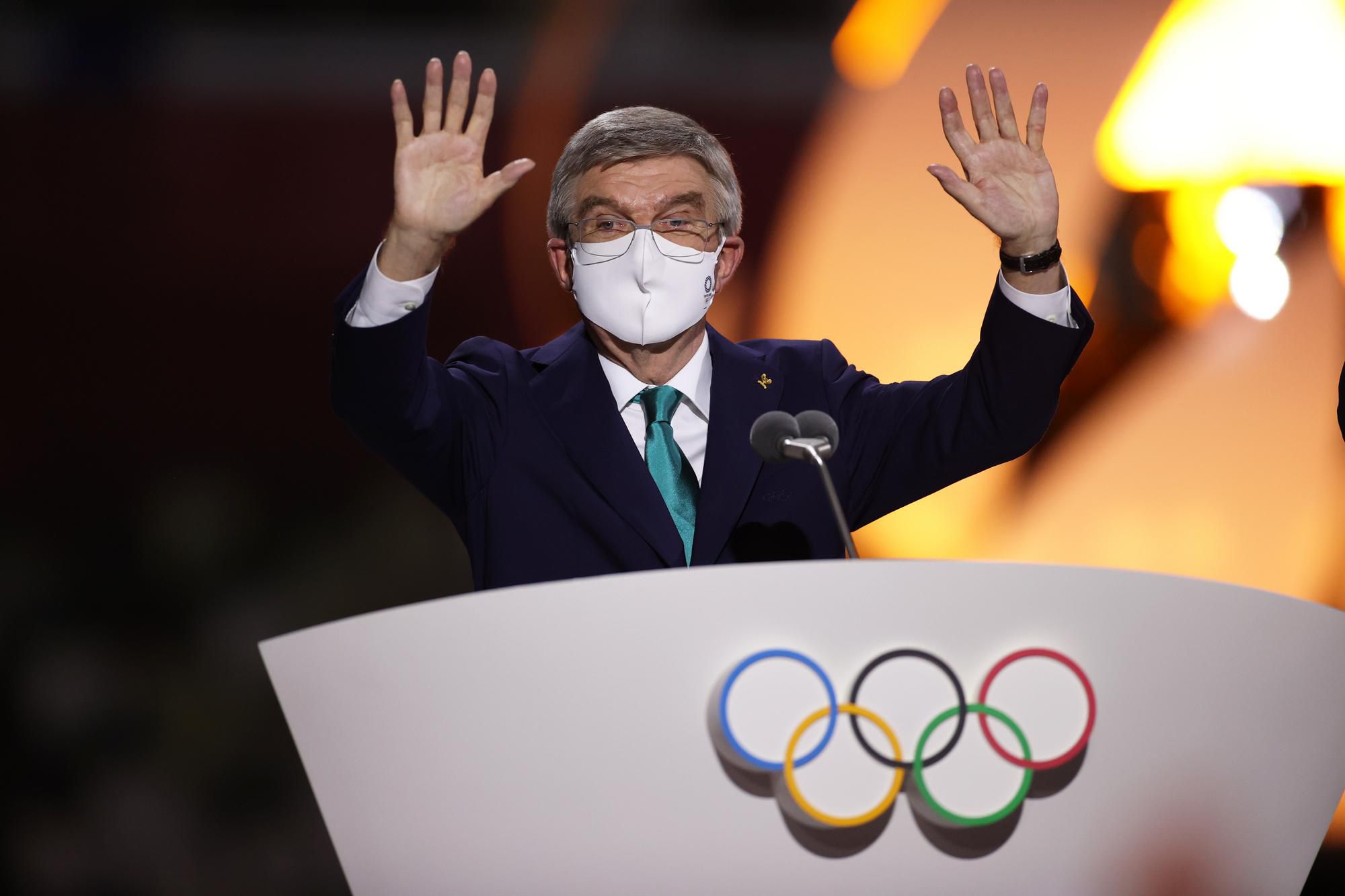 Prezident MOV Thomas Bach na záverečnom ceremoniáli hier v Tokiu v roku 2021.