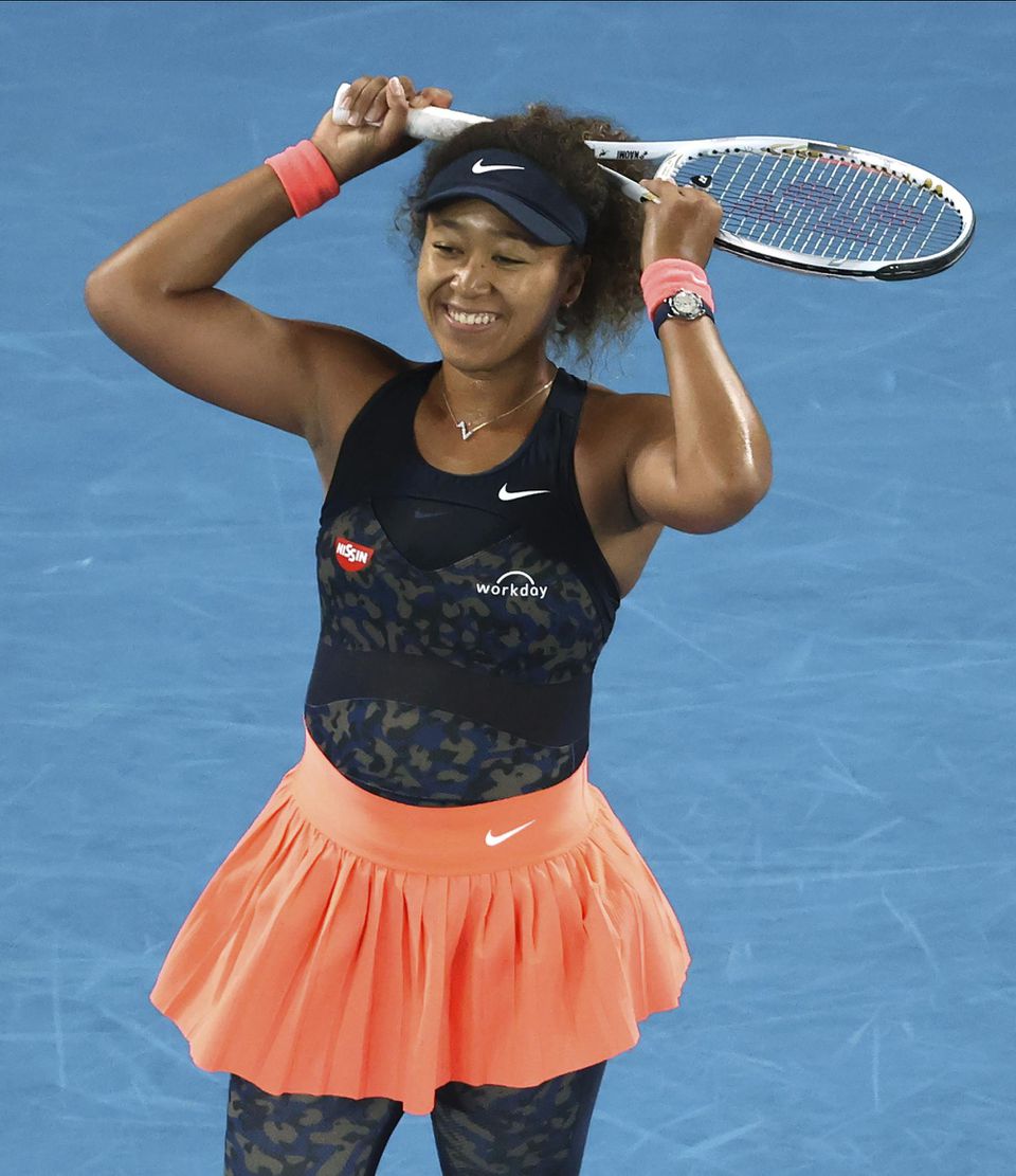 Naomi Osaková oslavuje po výhre nad Jennifer Bradyovou vo finále na grandslamovom turnaji Australian Open 2021.