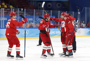 ZOH 2022: Rusi zvládli súboj s húževnatým Dánskom a zahrajú si v semifinále