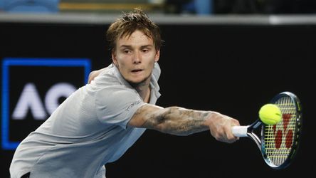 ATP Montpellier: Bublik s triumfom v štvrťfinále. Vyhrala aj nasadená jednotka